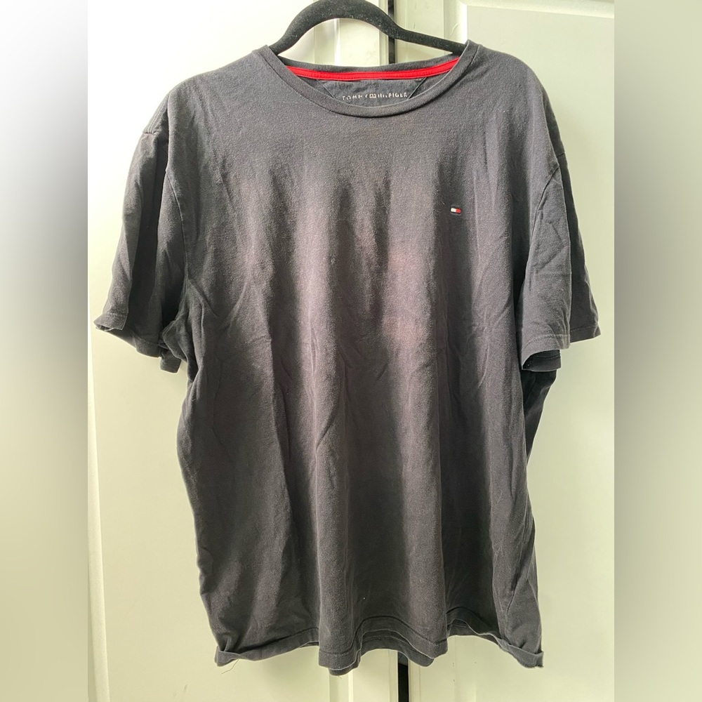 TOMMY TEE